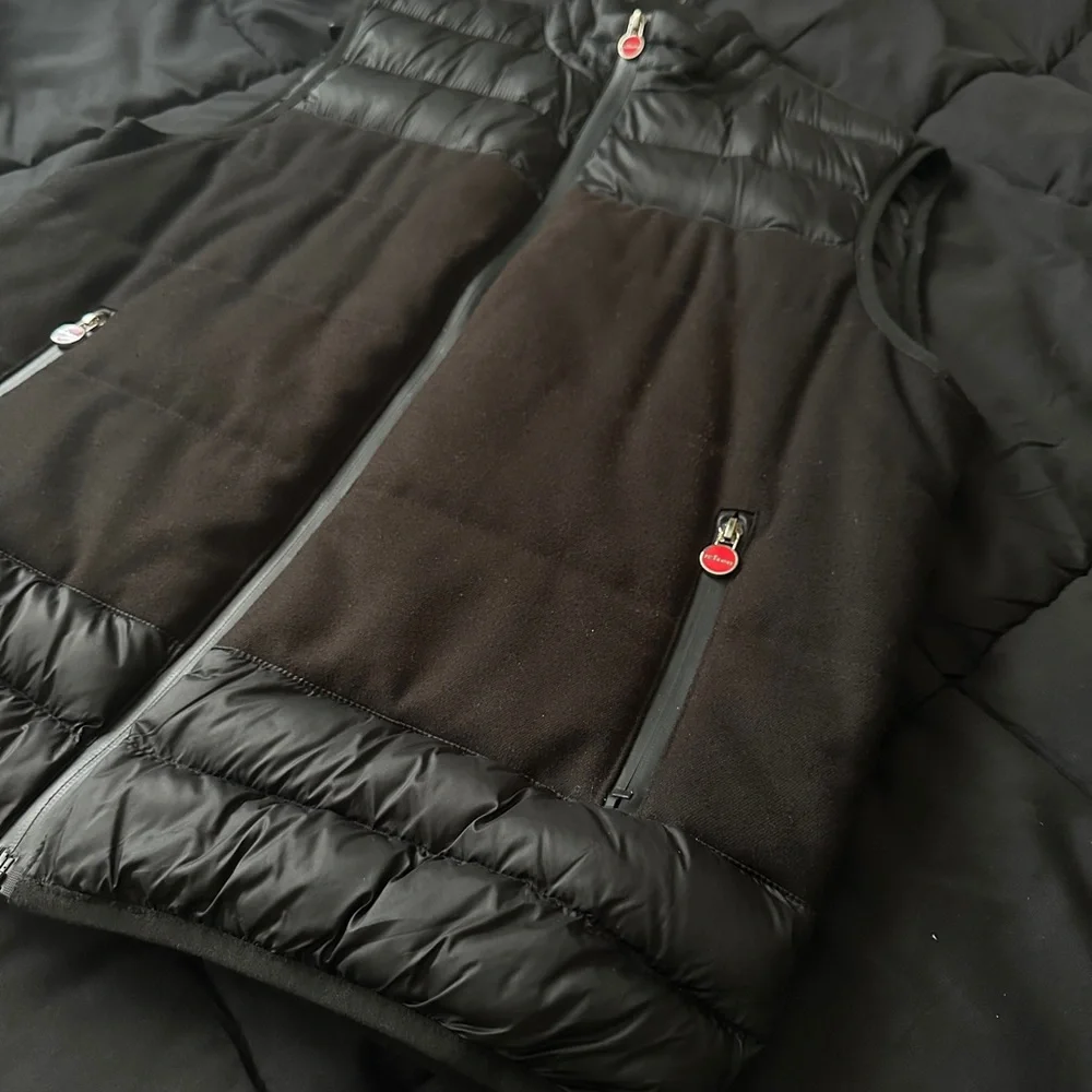 Kiton Vintage Black Puffer Vest with Red Accent - Picture 4 of 4